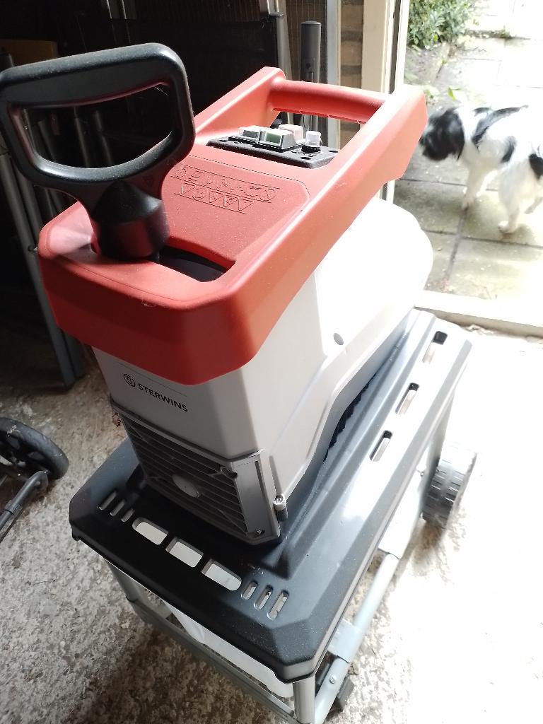 Hakselaar/versnipperaar, Tuin en Terras, Hakselaars, Ophalen of Verzenden, Zo goed als nieuw, Elektrisch