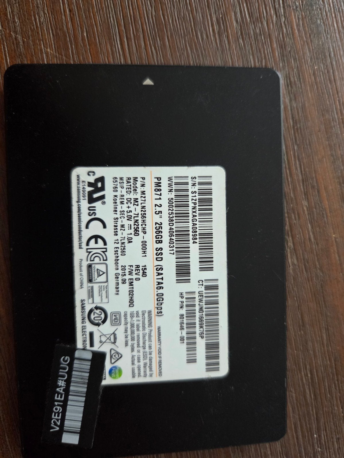Samsung MZ7LN256HCHP-000H1 256GB SSD (6172 uur), Computers en Software, Harde schijven, Intern, Gebruikt, 256GB, Server
