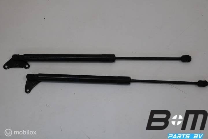 Set gasdrukveren achterklep VW Tiguan 5N, Gebruikt