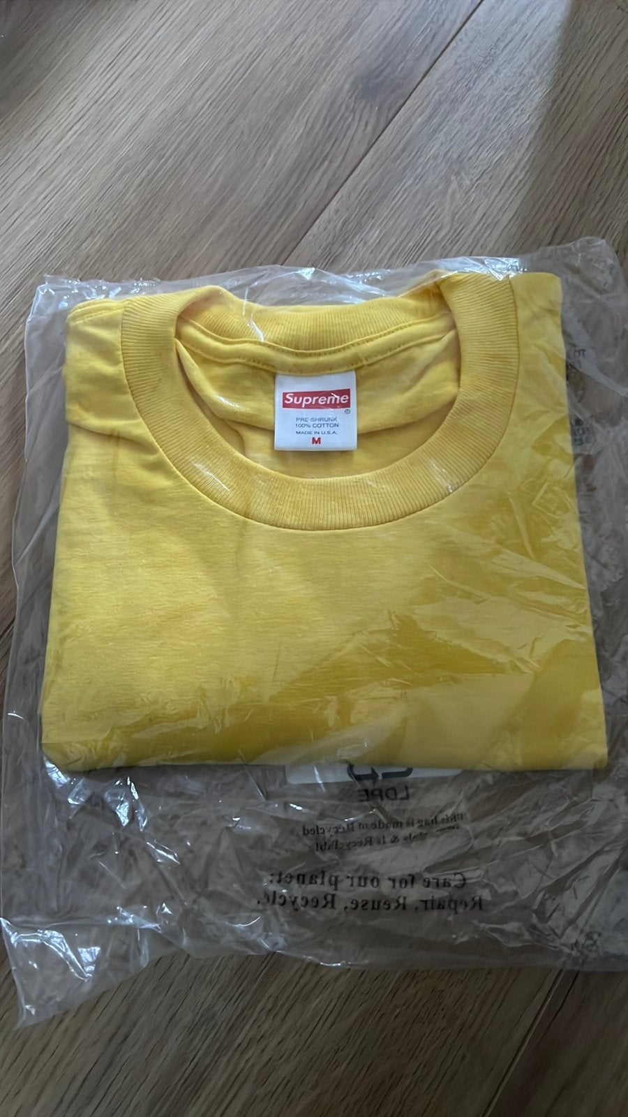 Supreme Tonal Box logo shirt Yellow Medium, Ophalen, Nieuw, Maat 48/50 (M), Geel