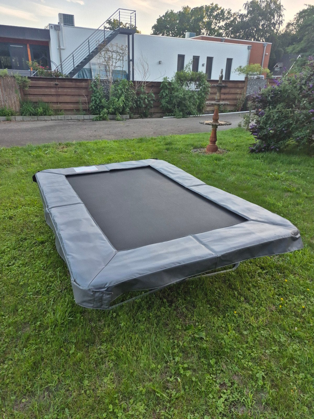 Avyna proline opbouw trampoline, Ophalen, Gebruikt