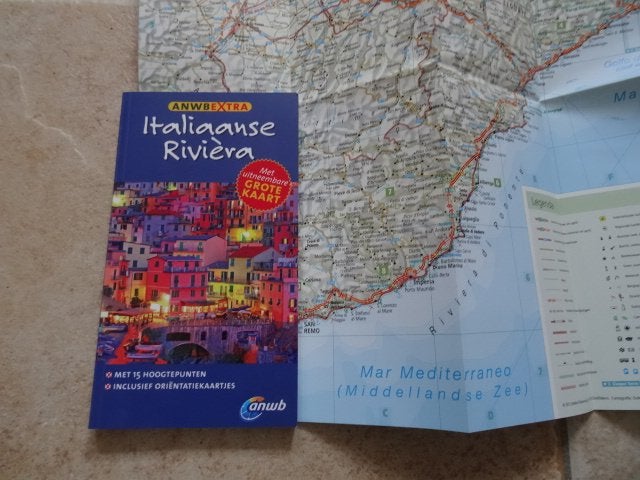 anwb extra reisgids Italie; Italiaanse Riviera/ met kaart, Europa, Ophalen of Verzenden, Zo goed als nieuw, Reisgids of -boek