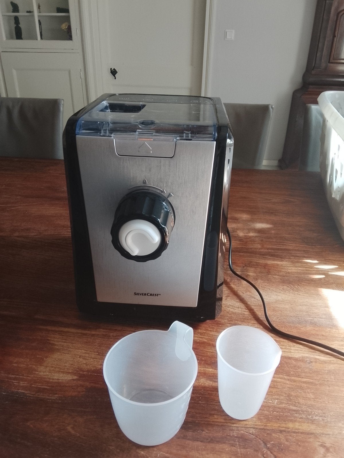 SilverCrest Pastamachine met 7 opzetstukken, 1 tot 2 liter, Ophalen of Verzenden, Zo goed als nieuw, Vaatwasserbestendig