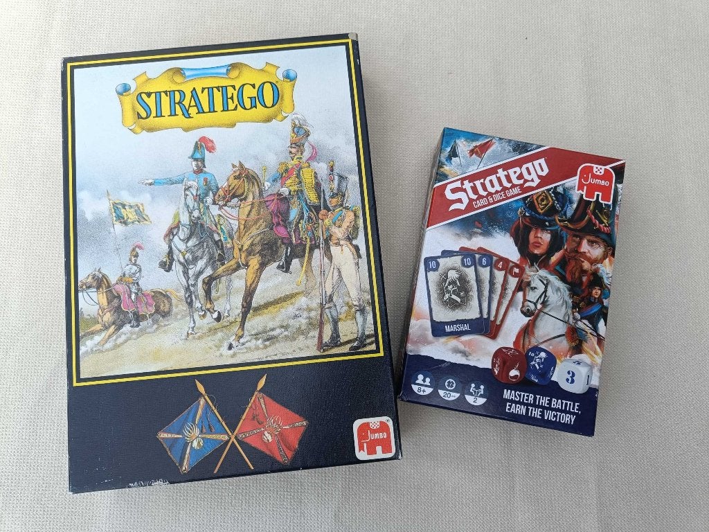 Compact versie Stratego 1983 + Stratego Cards, Ophalen of Verzenden, Gebruikt