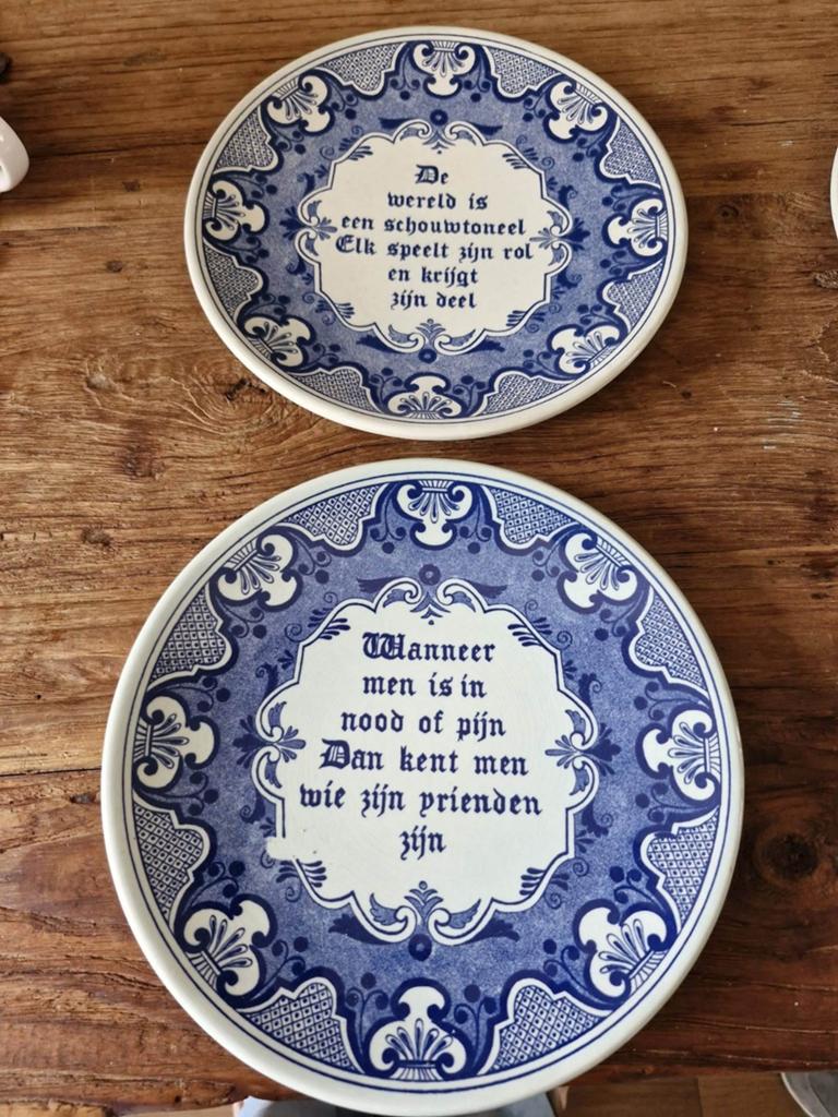 4 delfsblauwe borden met een spreuk, Antiek en Kunst, Ophalen of Verzenden
