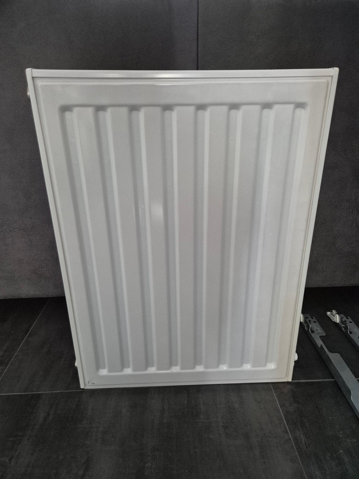 Radson radiator 60 x 45 cm incl. thermostaatkraan, Ophalen, 30 tot 80 cm, Gebruikt, Radiator