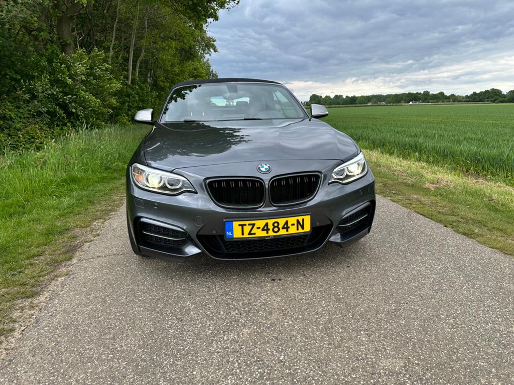 M240i CABRIO. 340 pk     6 cilinder, Auto's, BMW, Particulier, 2-Serie, Benzine, Cabriolet, Automaat, Zilver of Grijs, Bruin, Leder