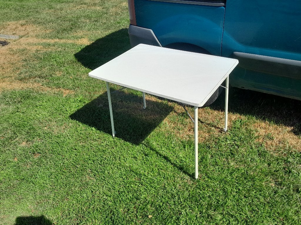 campingtafel, kampeertafel, Caravans en Kamperen, Kampeermeubelen, Ophalen of Verzenden, Gebruikt, Campingtafel