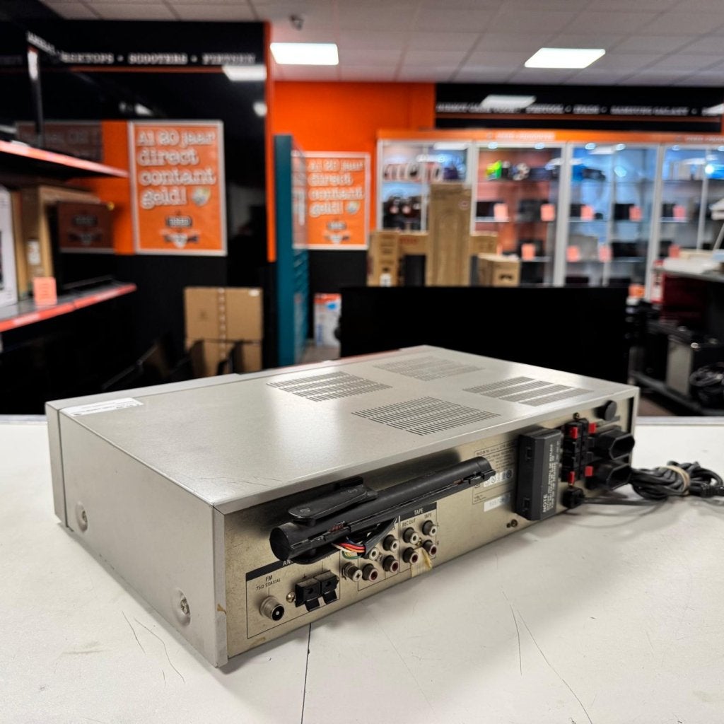 Sony STR-VX20L AM/FM Stereo Receiver, Sony, Zo goed als nieuw, Support@sony.com, 1-7-1 Konan, Minato-ku
Tokyo 108-0075
Japan