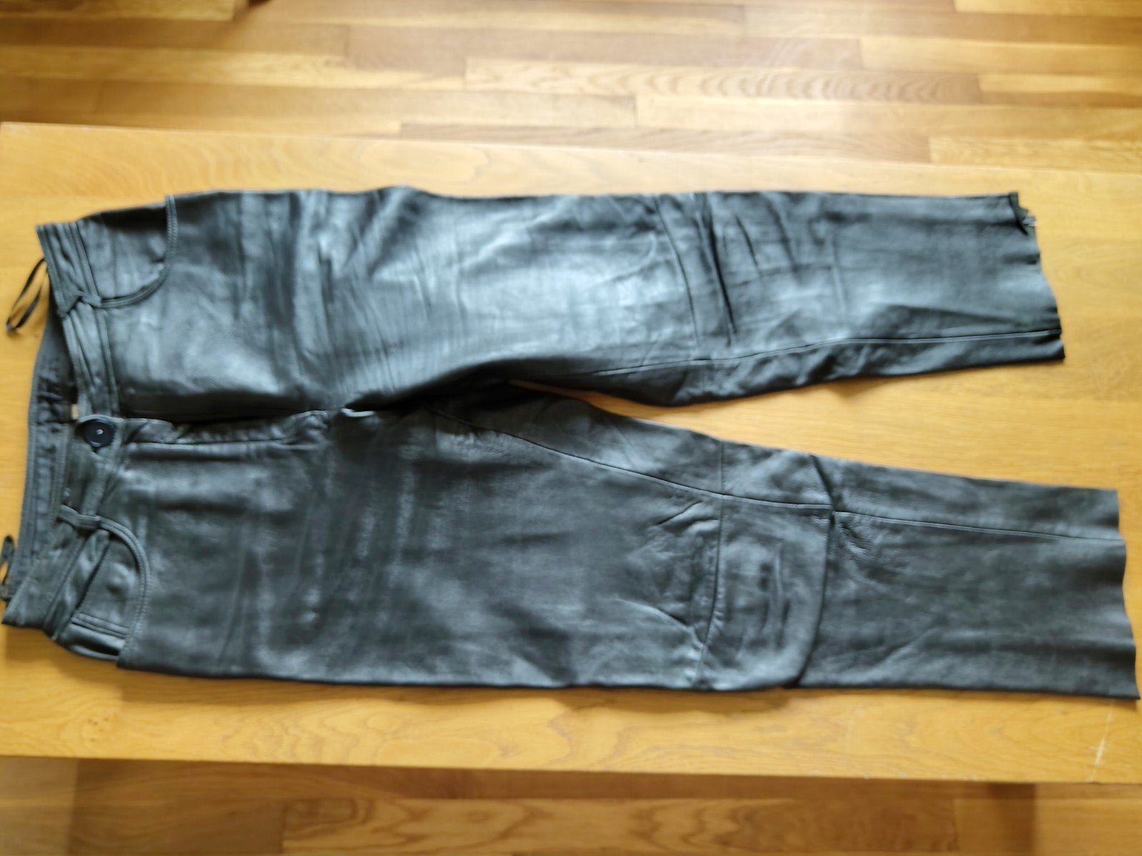 Leren dames broek maat 42, Zwart, Maat 42/44 (L), Ophalen of Verzenden, Zo goed als nieuw