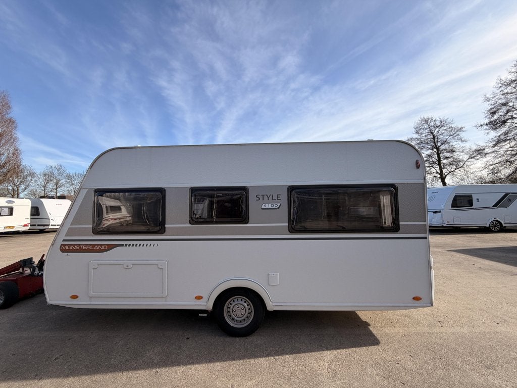 LMC Style 410 D Mover + Luifel + Fietsendrager + Voortent, Tot en met 2, Schokbreker, Bedrijf, Treinzit