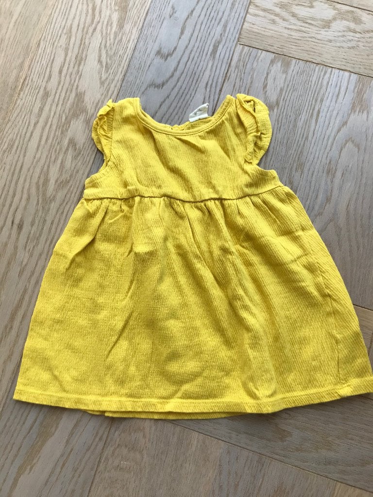Leuk ZGAN zomerjurkje H&M maat 74 met aangeknipte mouw 74, Kinderen en Baby's, Babykleding | Maat 74, Meisje, Jurkje of Rokje