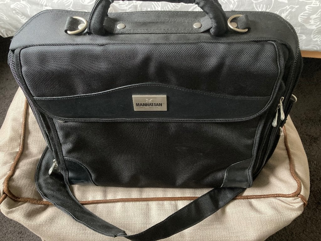 Laptop tas Manhattan, Ophalen, 17 inch of meer, Zo goed als nieuw