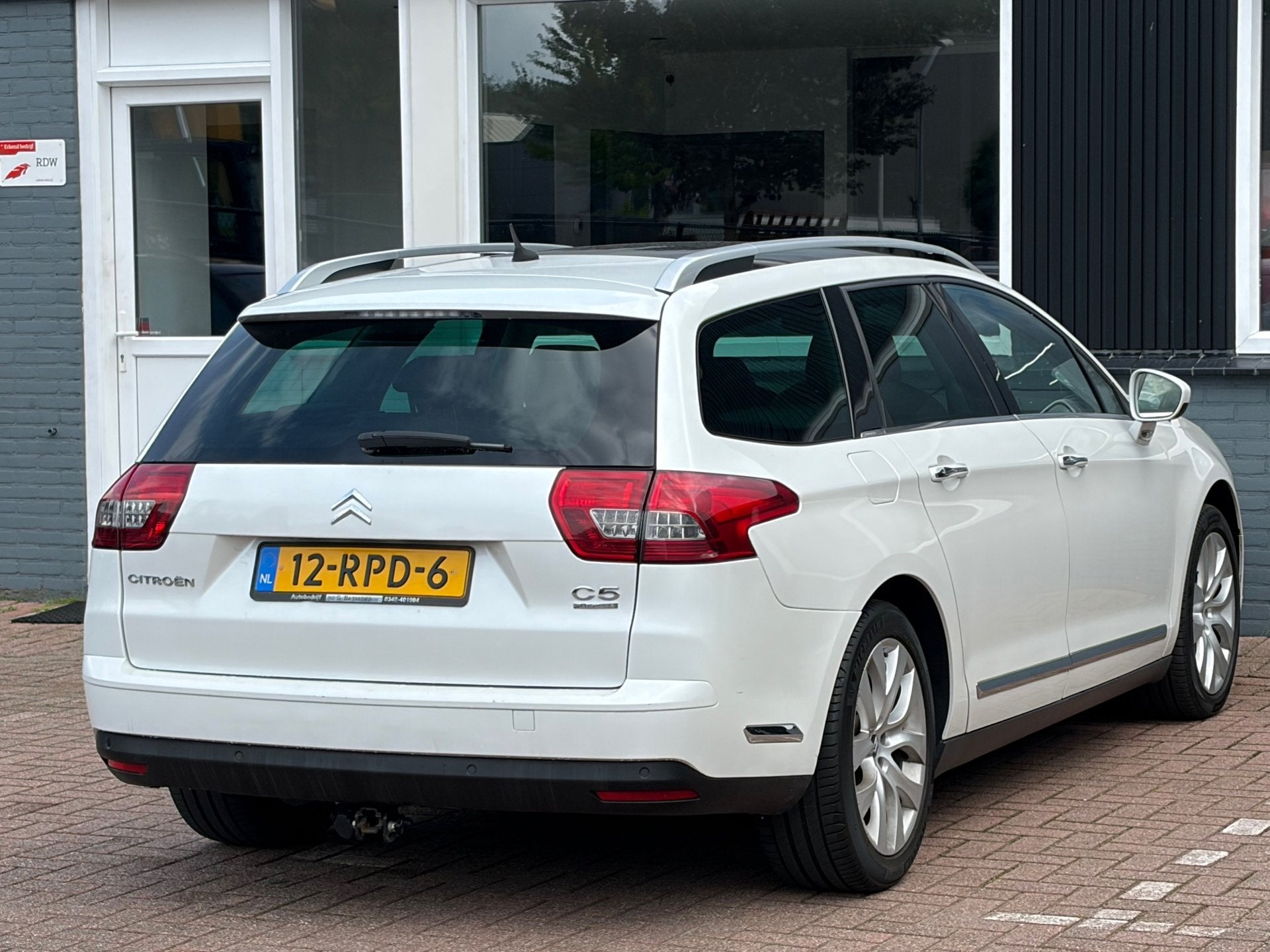 Citroen C5 Tourer 1.6 THP Exclusive / Automaat / Pano, Auto's, Euro 5, Gebruikt, Leder en Stof, Wit