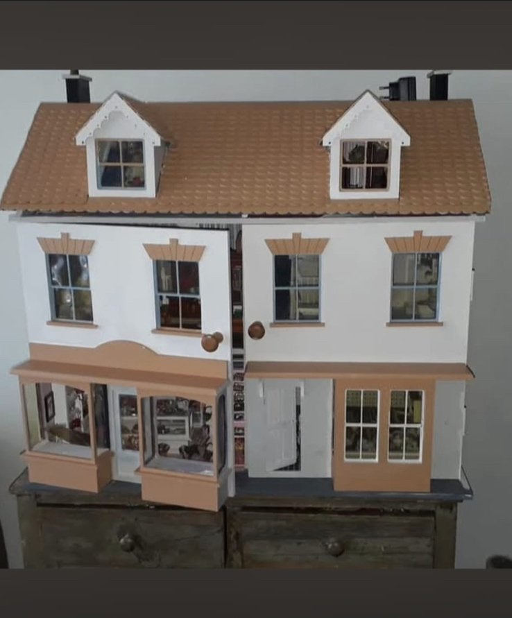 Poppenhuis, Verzamelen, Poppenhuizen en Toebehoren, Ophalen, Gebruikt, Poppenhuis
