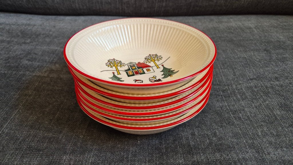 6 Wedgwood Christmas schaaltjes, Huis en Inrichting, Keuken | Servies, Overige materialen, Ophalen of Verzenden, Wedgwood, Schaal of Schalen