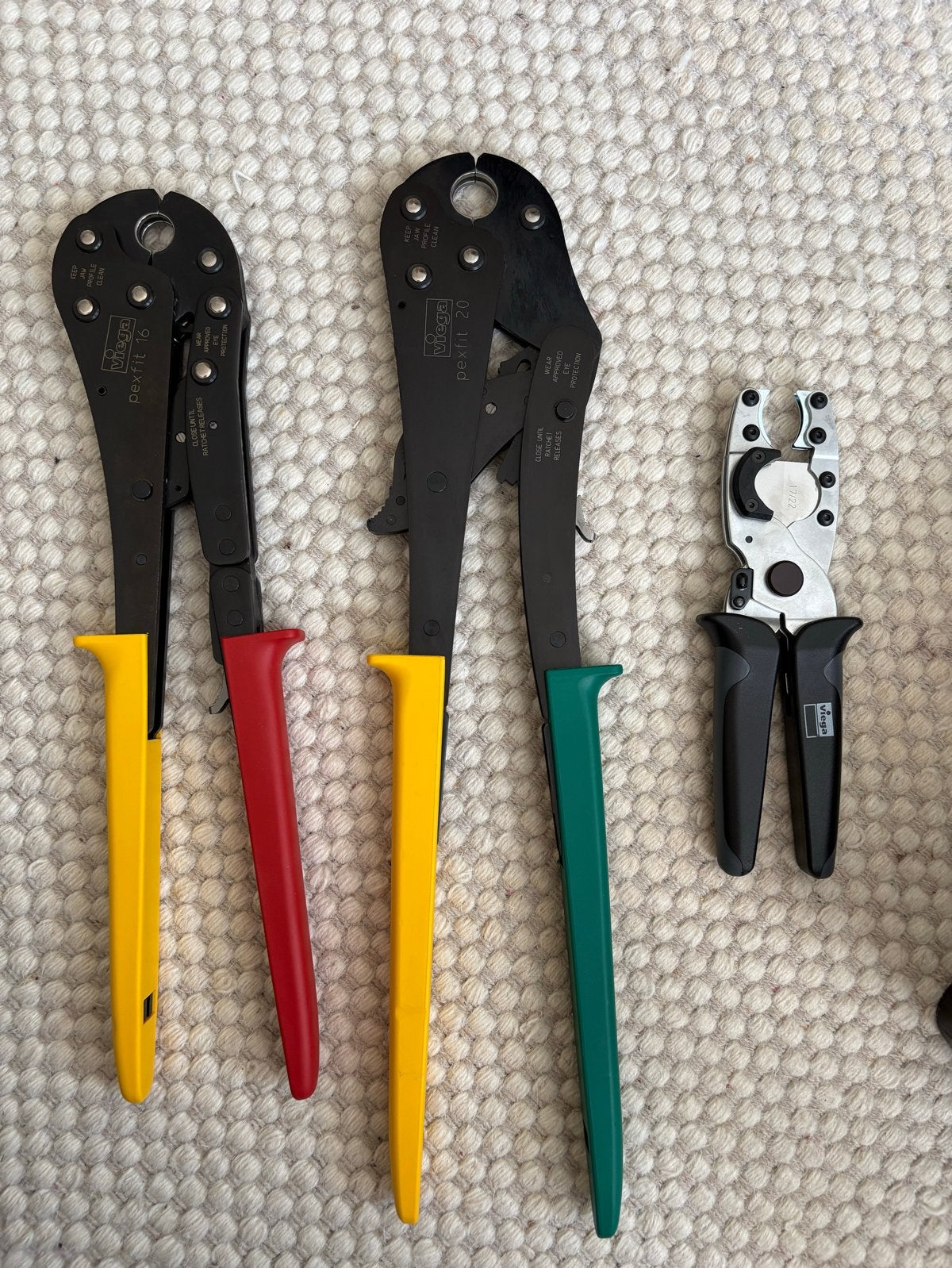 Nieuwe Viega Handperstang 16/20mm met koffer en buisknipscha, Doe-het-zelf en Verbouw, Gereedschap | Handgereedschap, Ophalen of Verzenden