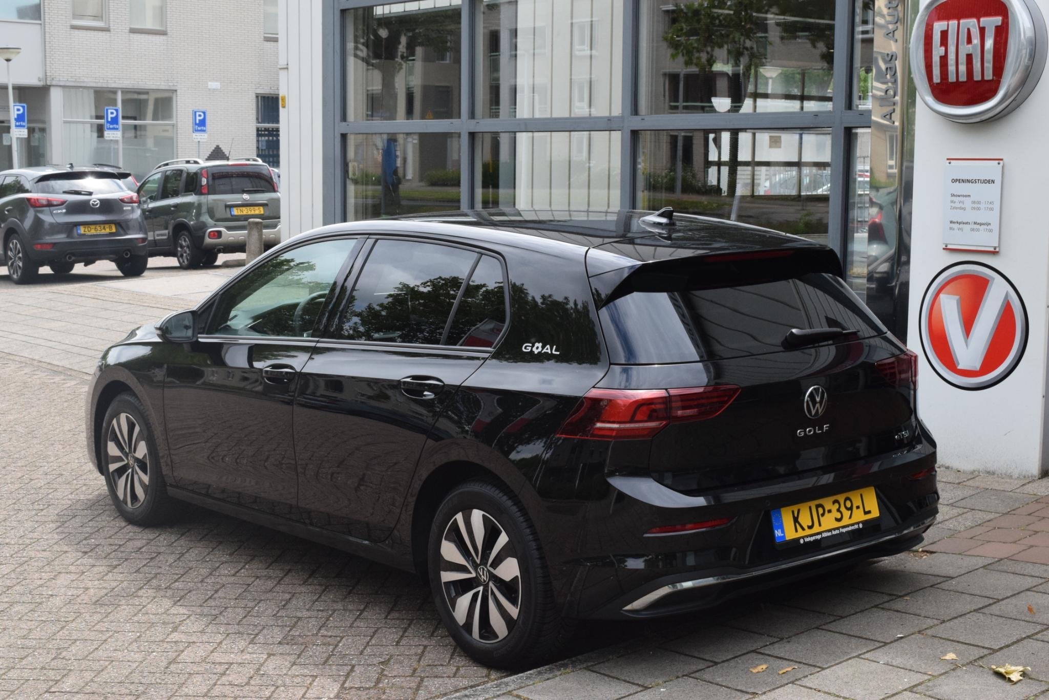 Volkswagen Golf 1.5 eTSI Goal|ACC|Sfeer|Carplay|Stuur+stoelv, Stof, 116 pk, Zwart, Bedrijf