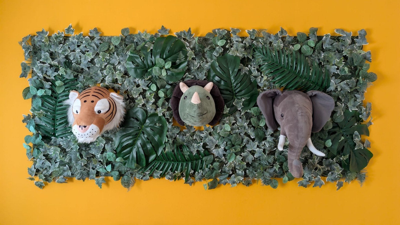 Dierenkoppen pluche wanddeco tijger olifant neushoorn, Ophalen of Verzenden, Zo goed als nieuw, Wanddecoratie