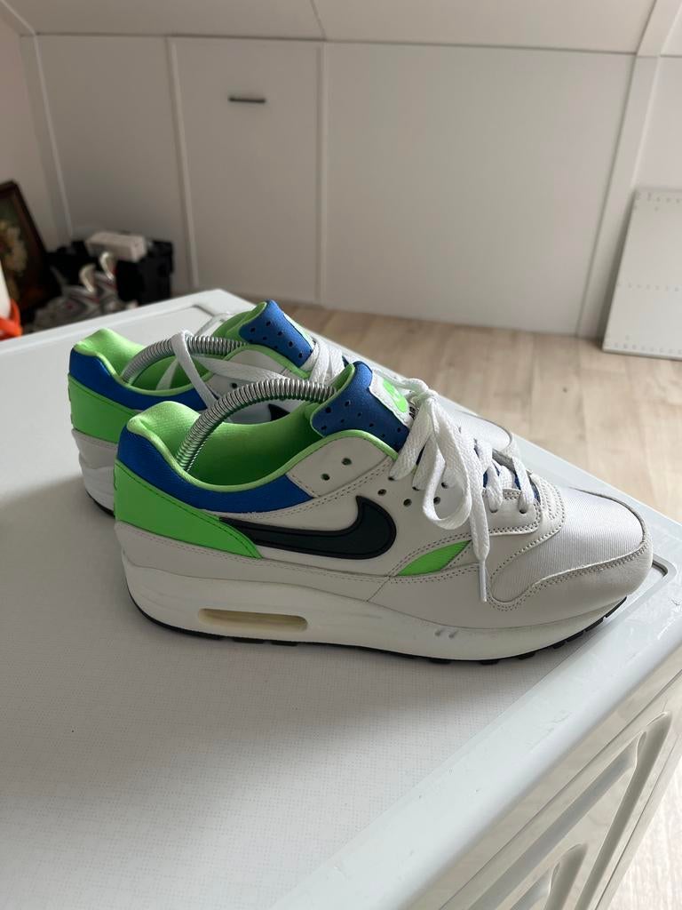 Nike Air Max 1 DNA Huarache - Collectors item - Maat 42, Kleding | Heren, Schoenen, Ophalen of Verzenden, Zo goed als nieuw, Wit