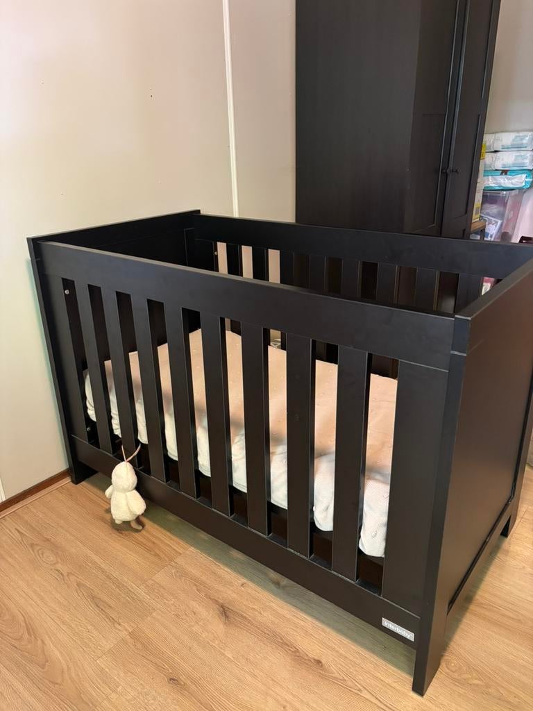 Complete babykamer interbaby zwart, Ophalen, Zo goed als nieuw, Jongetje of Meisje