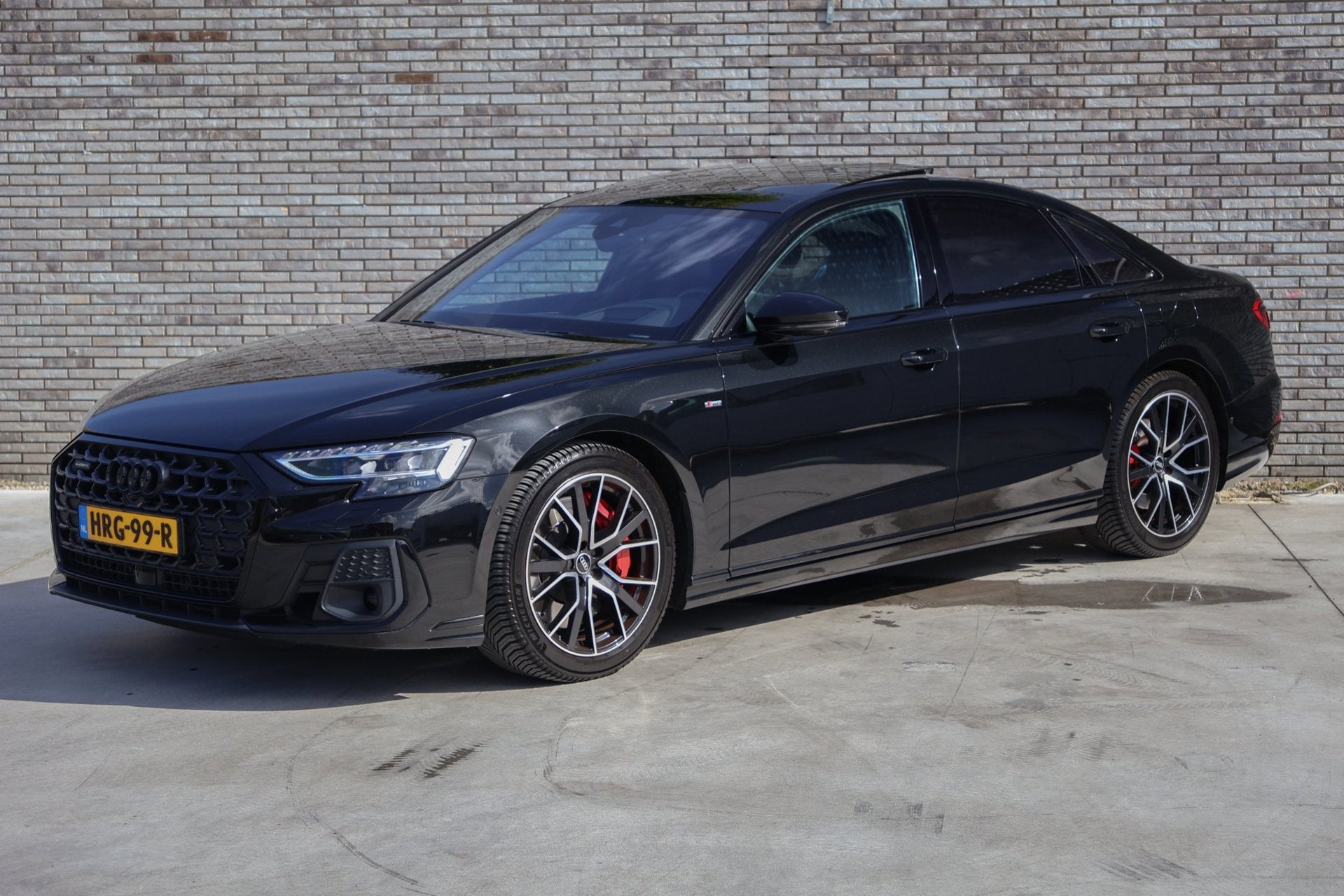 Audi A8 60 TFSI e * AUDI EXCLUSIVE * TV SCHERMEN * MASSAGE *, Auto's, Automaat, Gebruikt, 2995 cc, Bedrijf