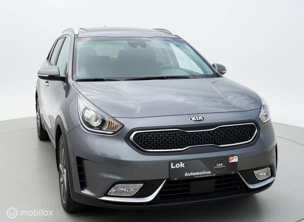 Kia Niro 1.6 GDi Hybrid Edition DAK|JBL|CAMERA|TRKHK|, Gebruikt, Leder en Stof, 23 km/l, Bedrijf