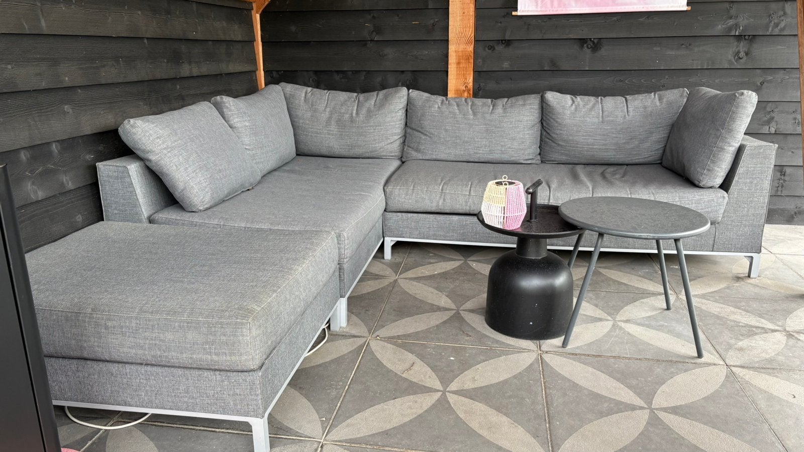 Grijze loungeset met hocker, Ophalen, Overige materialen, Gebruikt, Meer dan 8 zitplaatsen