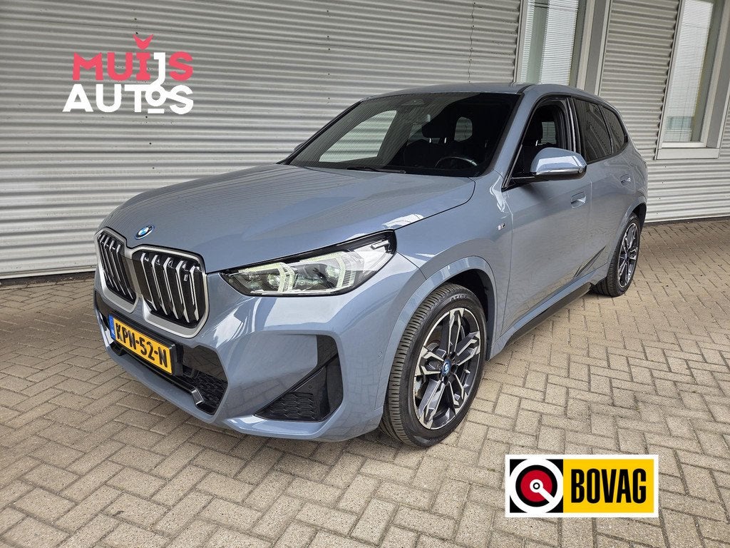 BMW iX1 xDrive30 Launch Edition 67 kWh, Auto's, BMW, Automaat, Stof, Gebruikt, 225 min
