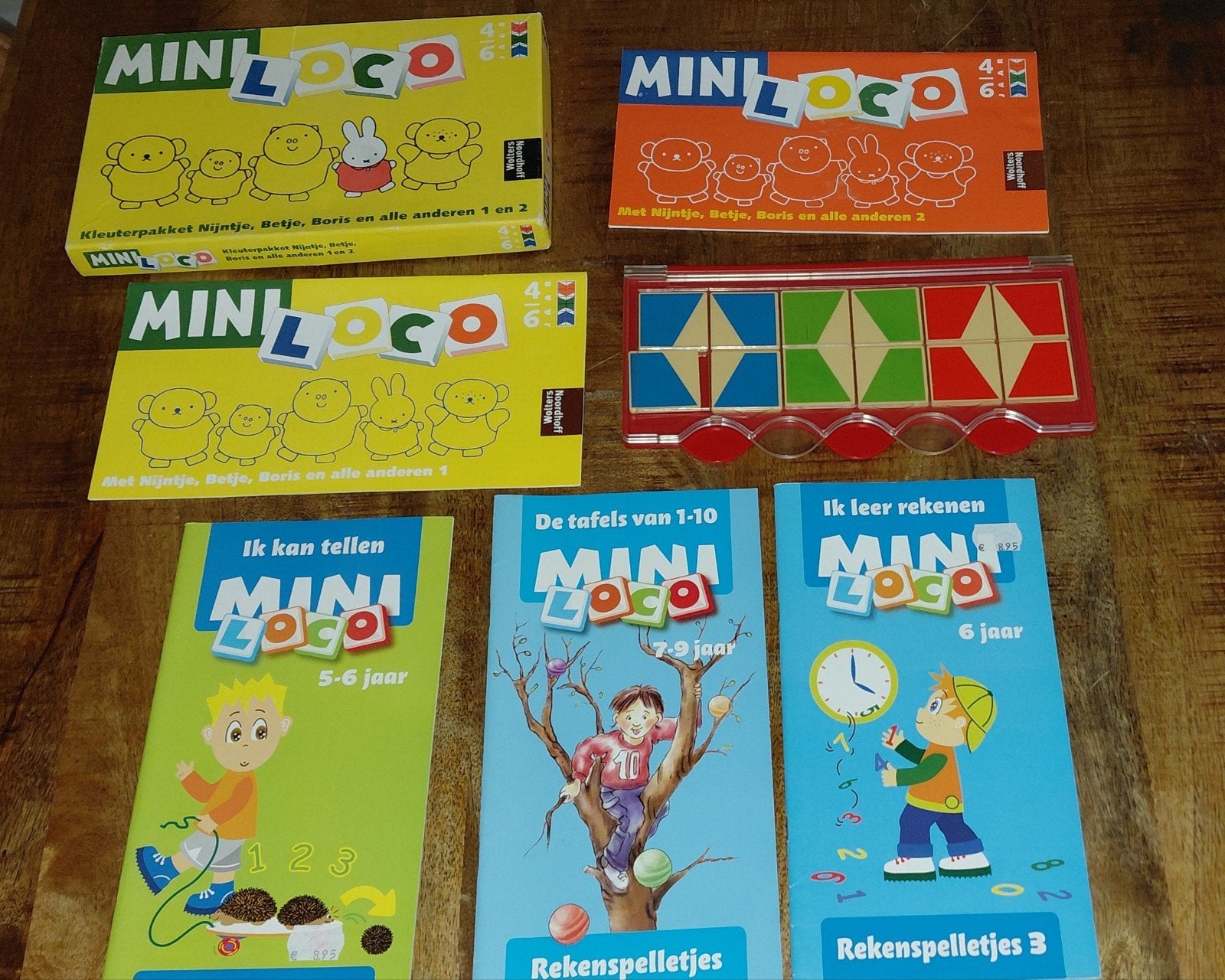 Mini Loco met diverse boekjes, Ophalen of Verzenden, Zo goed als nieuw, Puzzelen