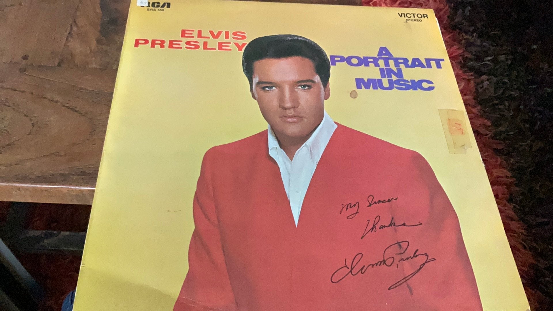 Elvis Presley. A portrait in music, Ophalen of Verzenden, Zo goed als nieuw, 12 inch
