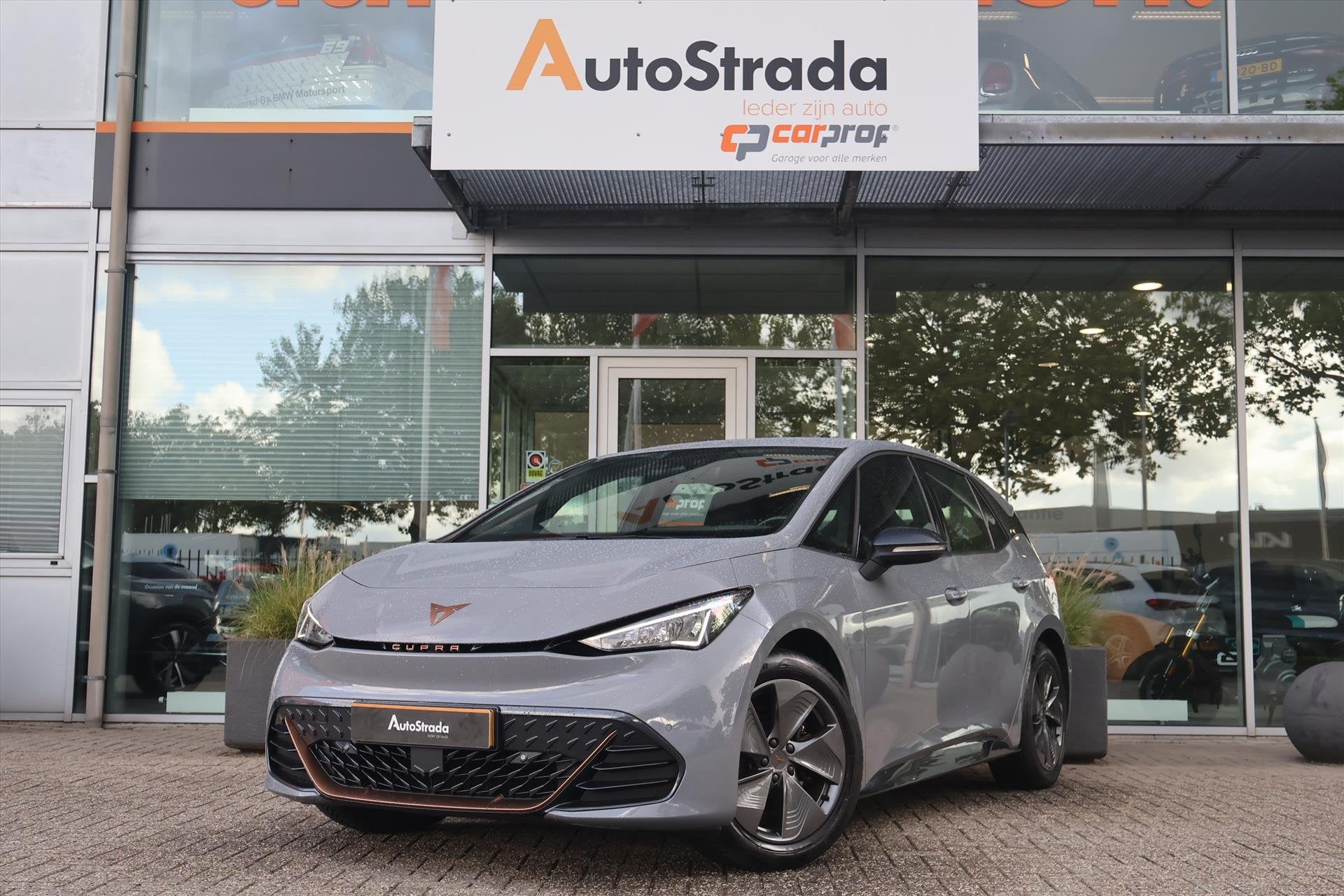Cupra Born 58 kWh 204pk Business One SoH 91% | Camera | ACC, Auto's, Dealer onderhouden, Stof, Gebruikt, 95 pk