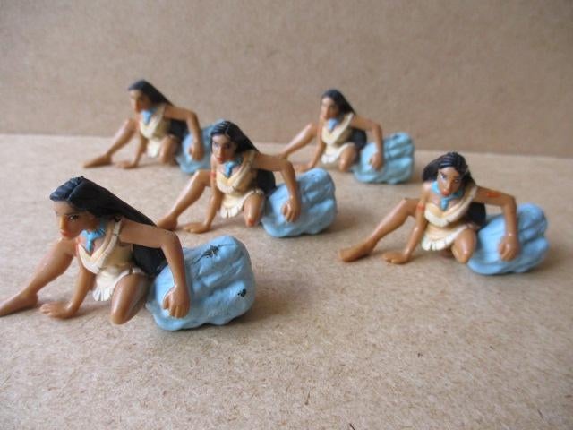 adv10030 pocahontas poppetje 1, Ophalen, Gebruikt, Beeldje of Figuurtje