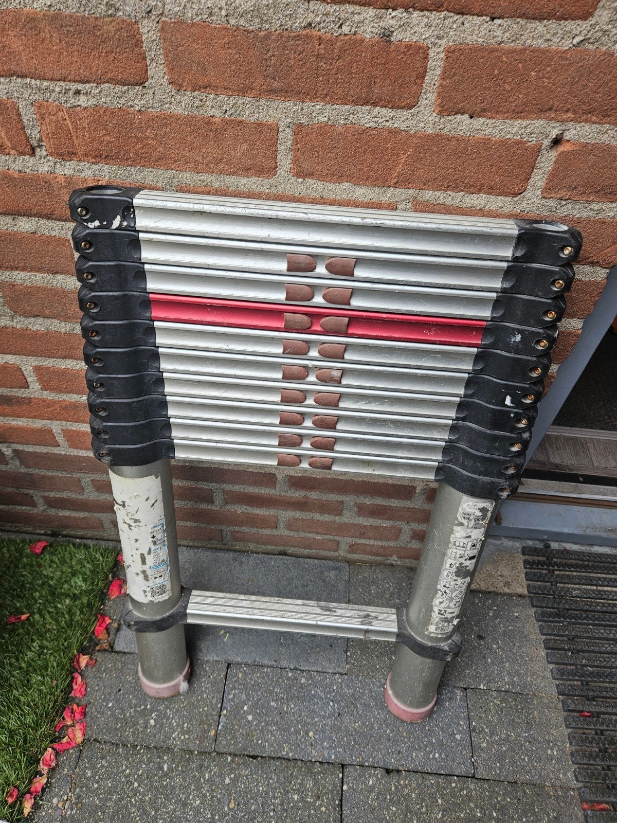 Telescopische ladder – 11 treden – 3,10 meter, Ophalen, Gebruikt, 4 meter of meer