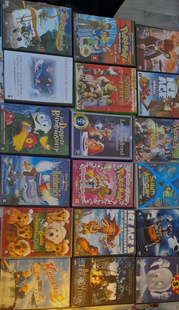 47 kinder DVD'S, Ophalen, Gebruikt, Alle leeftijden, Overige soorten