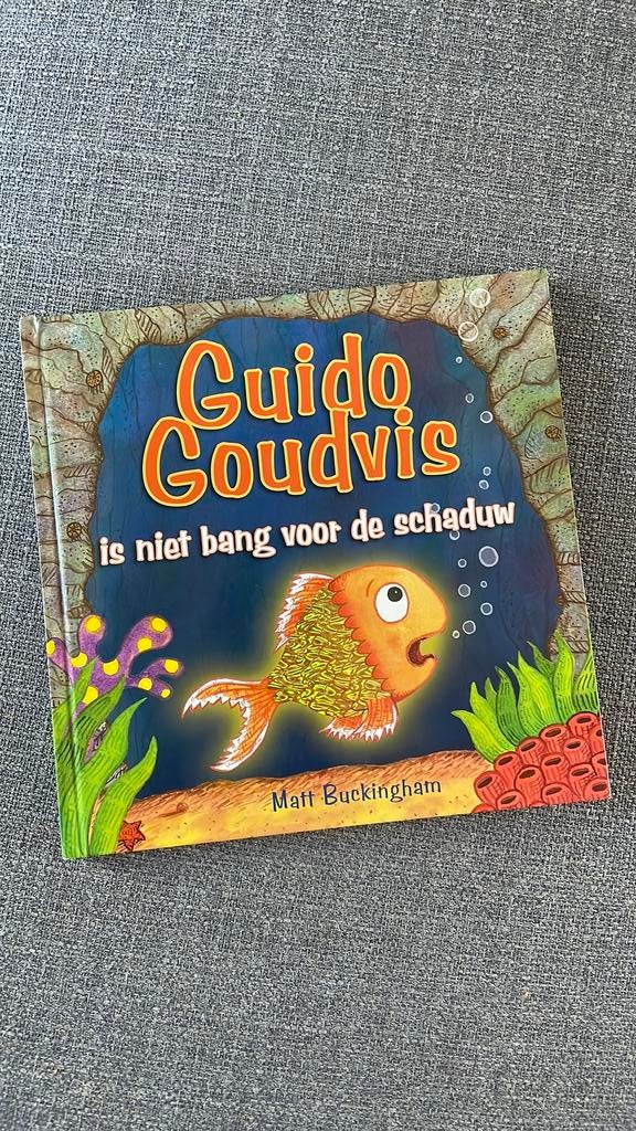 Matt Buckingham - Guido Goudvis is niet bang voor de schaduw, Ophalen of Verzenden, Zo goed als nieuw, Matt Buckingham, 3 tot 4 jaar