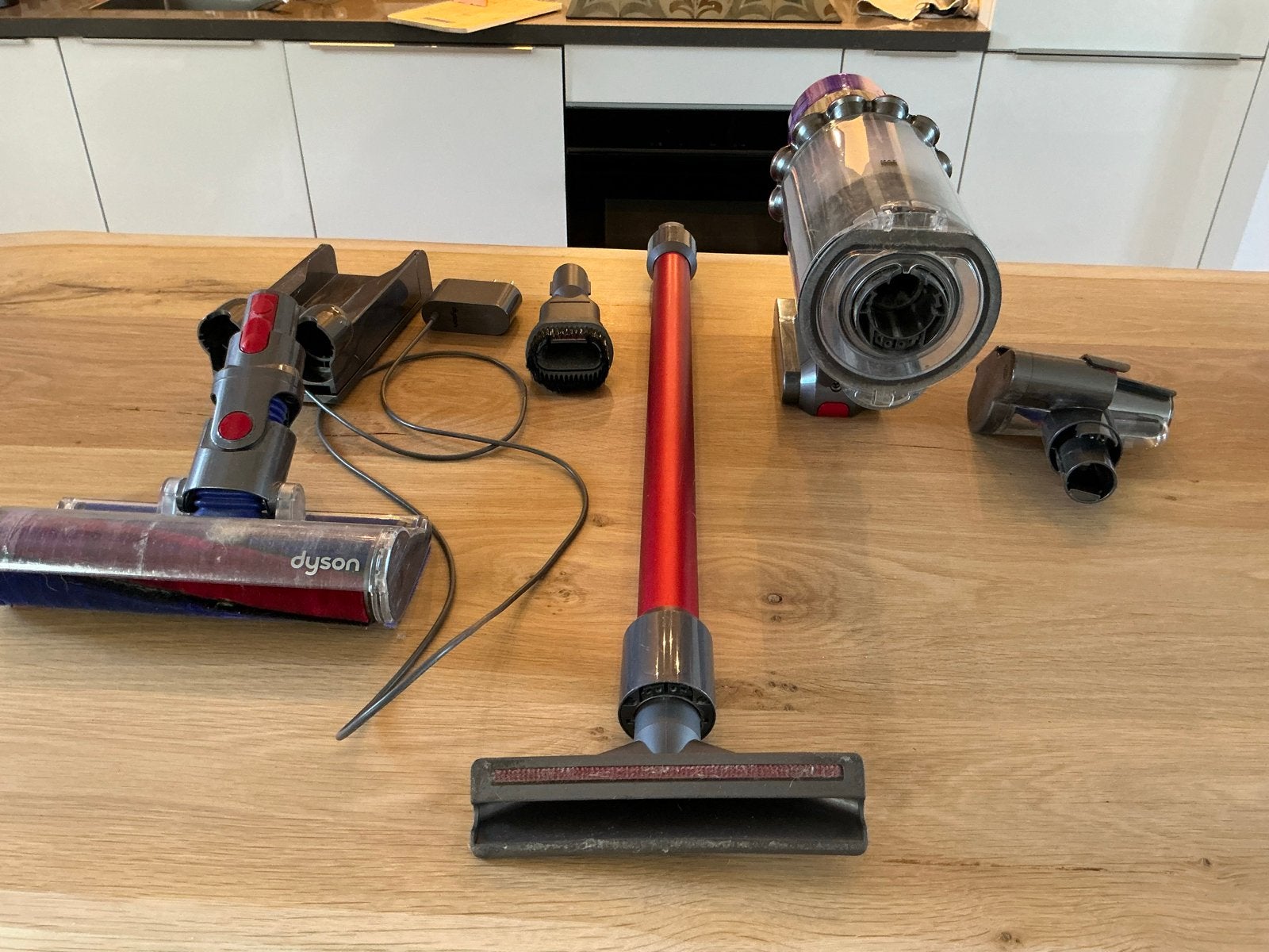 Dyson V11 Fluffy - Steelstofzuiger, Ophalen, Gebruikt, Draadloos, Dyson