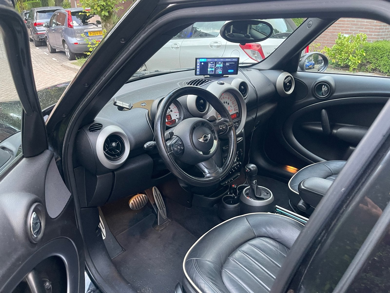Foto 8 van Mini Countryman 1.6 Cooper S All4 AUT 2010 Zwart