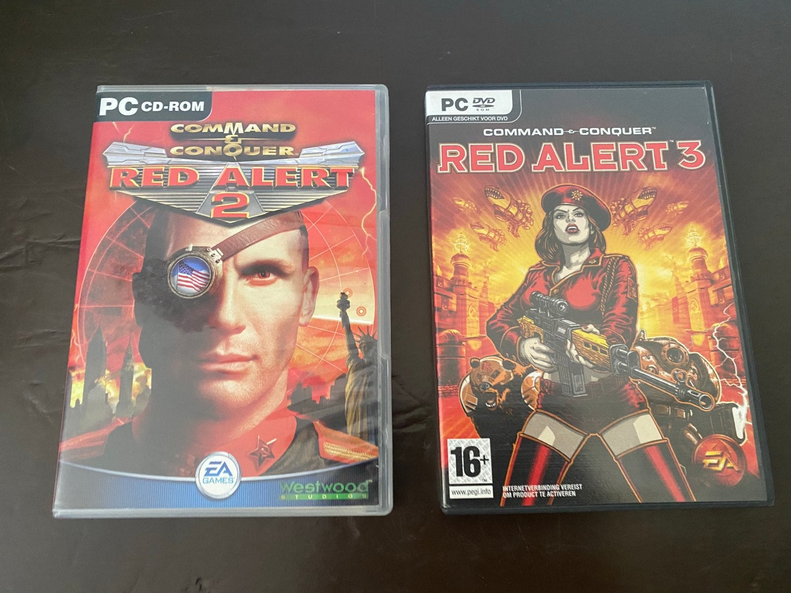 2x PC-Game: Command & Conquer - Red Alert 1 en 2 (EA Games), Spelcomputers en Games, Games | Pc, 1 speler, Ophalen of Verzenden