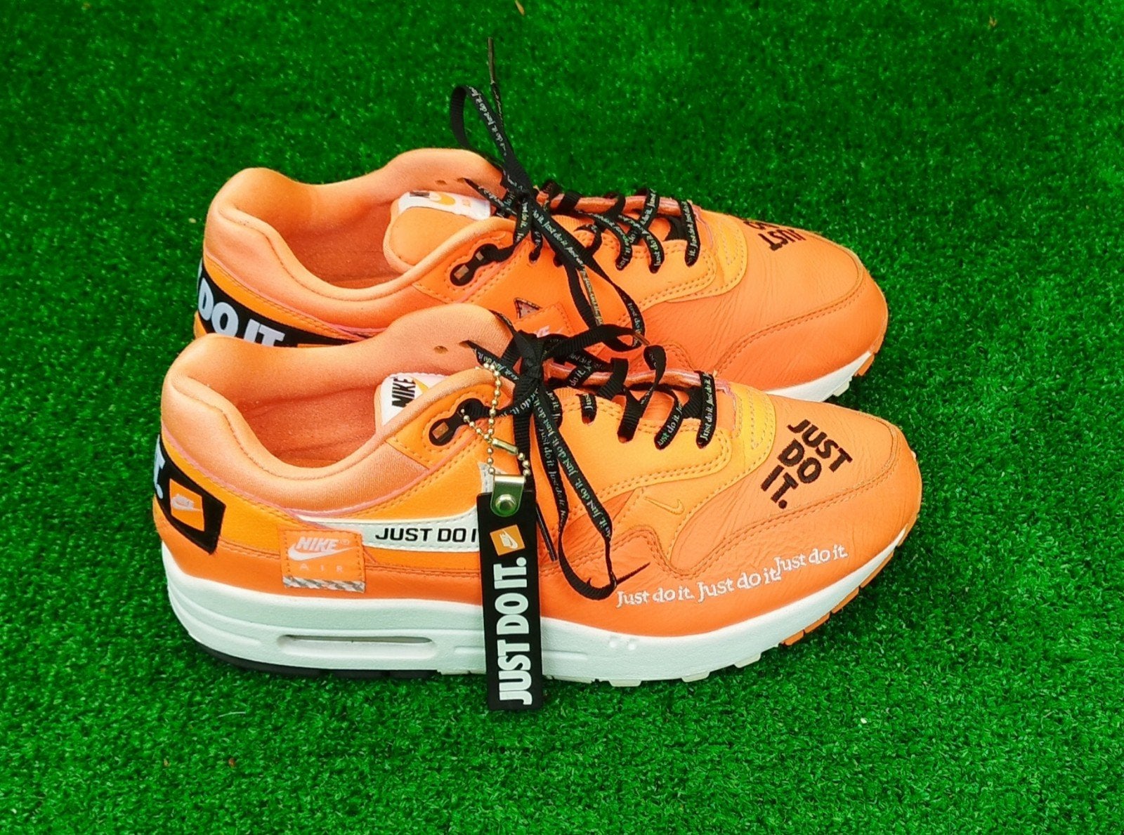 Nike Air Max 1 "Just Do It" Oranje - Maat 38, Oranje, Ophalen of Verzenden, Nike, Nike