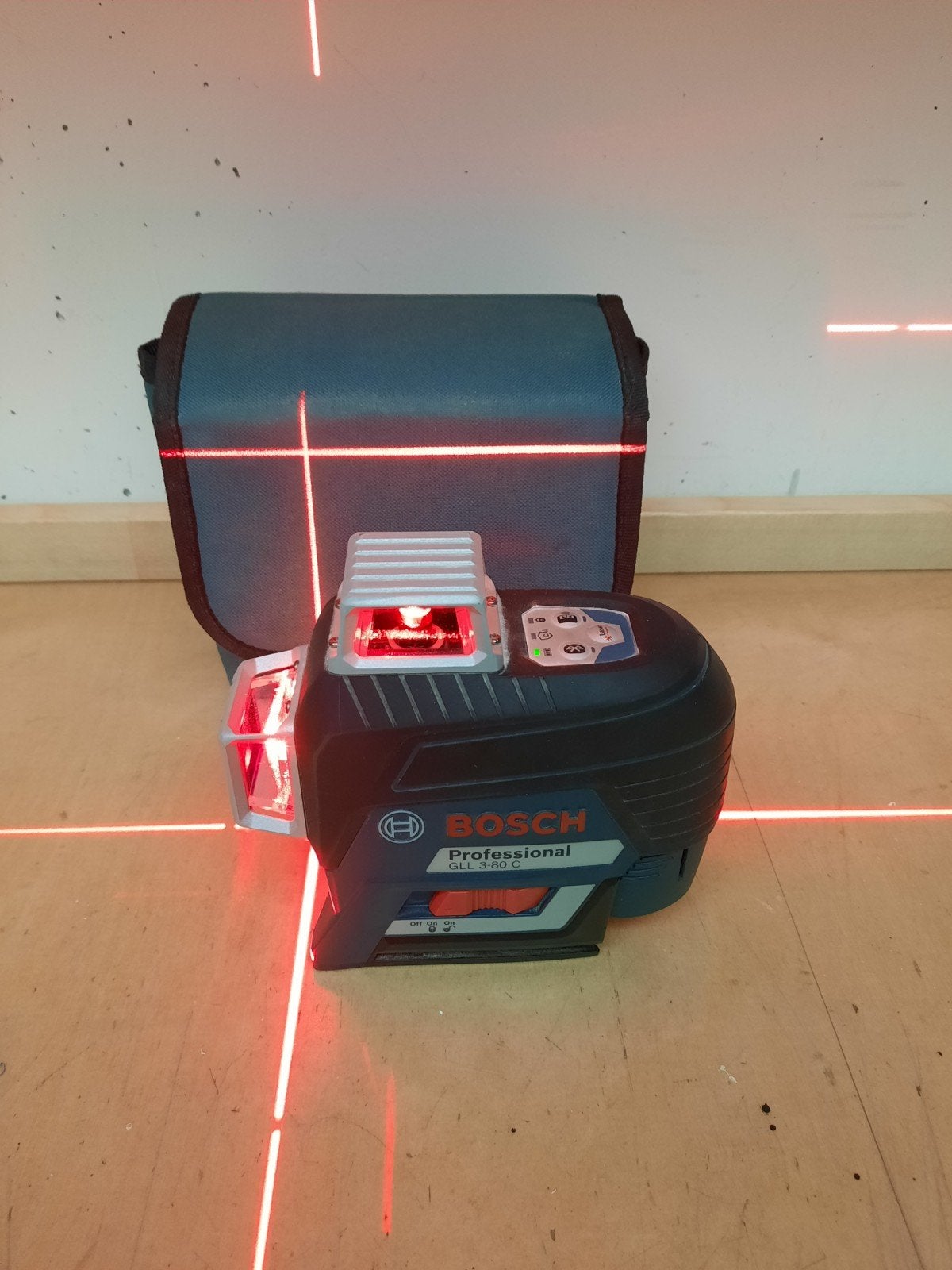 Bosch professional gll 3-80c kruislijnlaser, Ophalen, Zo goed als nieuw, Overige meters