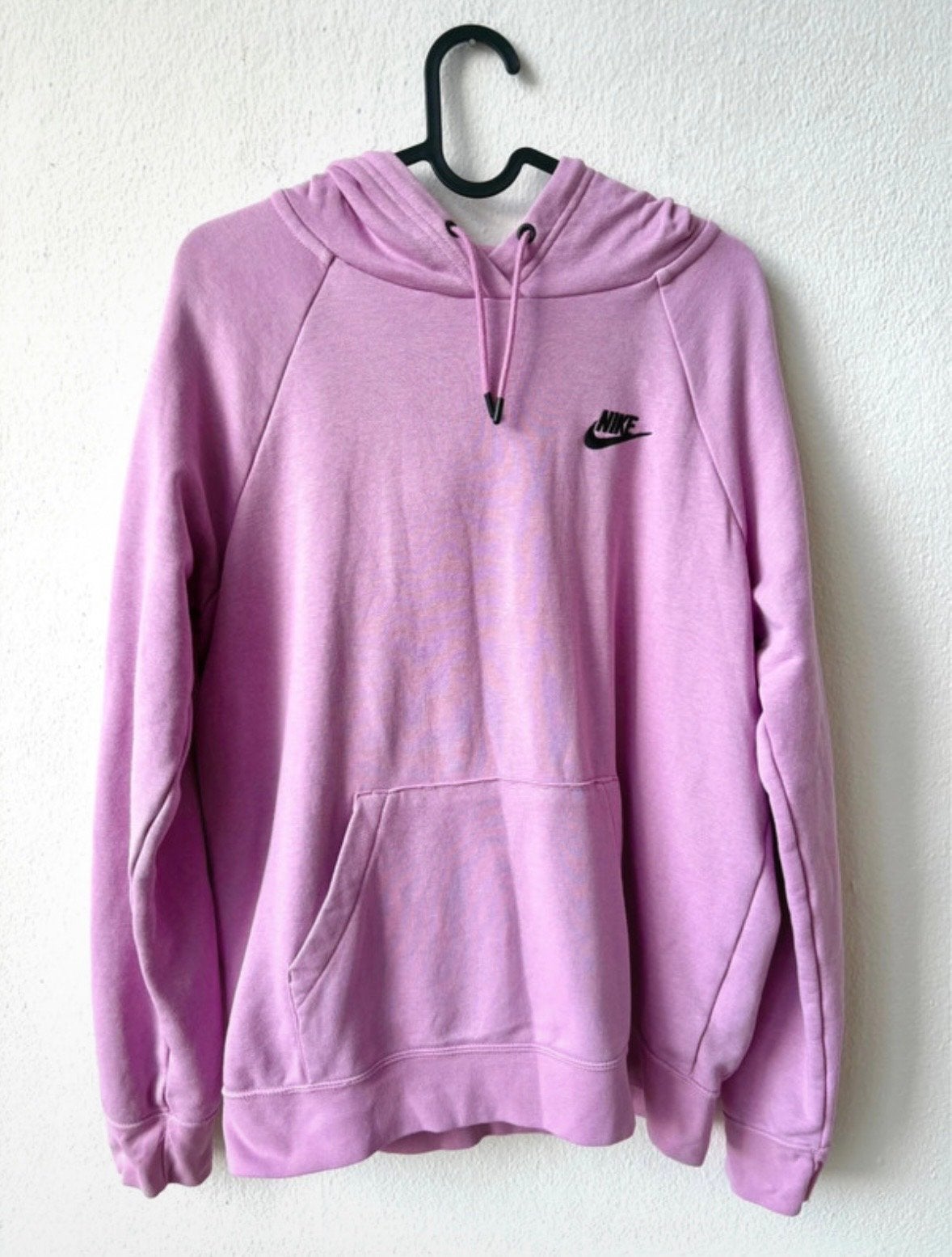 Nike Essential Fleece Hoodie in Pink - Size M, Kleding | Dames, Ophalen of Verzenden, Gedragen, Maat 38/40 (M), Roze