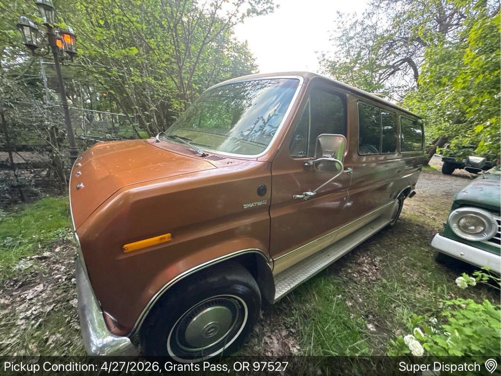 Ford USA Econoline E-150 CLUBWAGON (bj 1976, automaat), Automaat, Bruin, Bedrijf, 9 stoelen