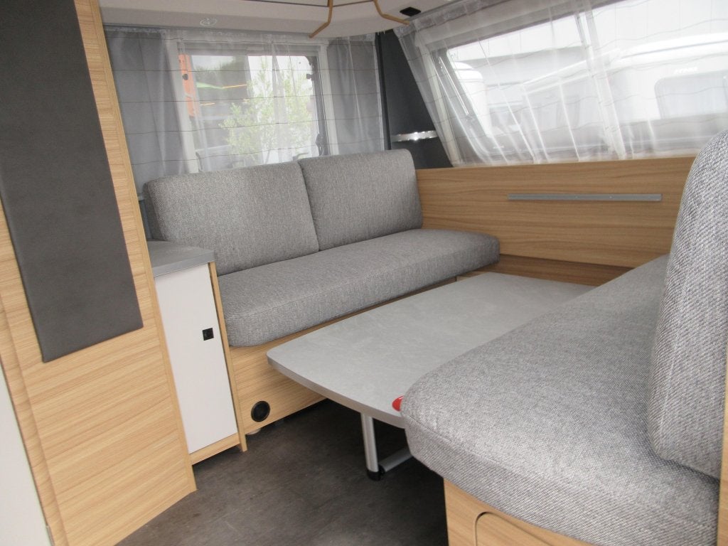 Dethleffs Summer Edition 510 LE Ideale indeling, Caravans en Kamperen, Schokbreker, Overige typen, Dethleffs, Tot en met 4