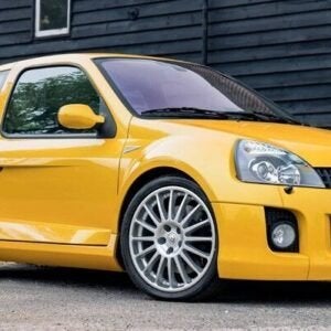 Renault Clio V6 Ph.2 2003 Geel Schaal 1/43 Solido, Hobby en Vrije tijd, Solido, Auto, Solido, Nieuw