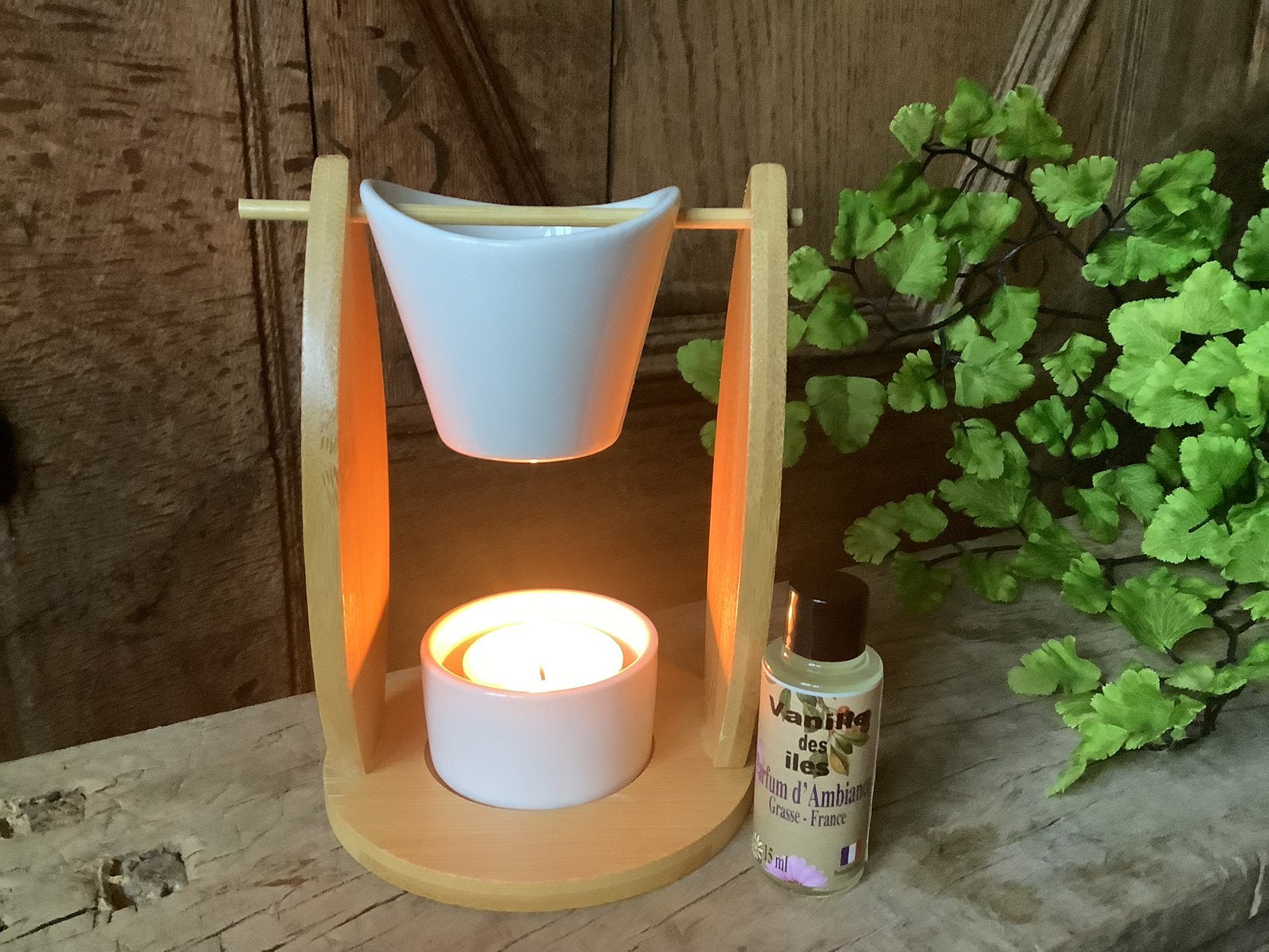 NIEUW mooie geurbrander met gratis flesje parfum olie, Ophalen of Verzenden, Nieuw