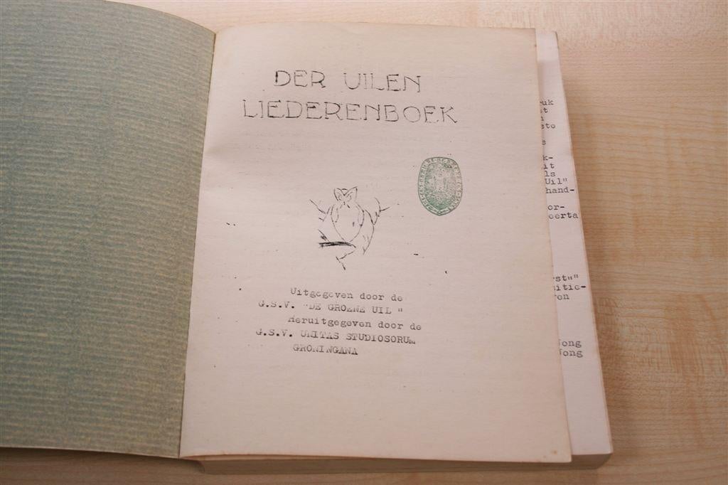 Der Uilen Liederenboek [1953] — G.S.V. De Groene Uil, Ophalen of Verzenden, Gelezen, Artiest