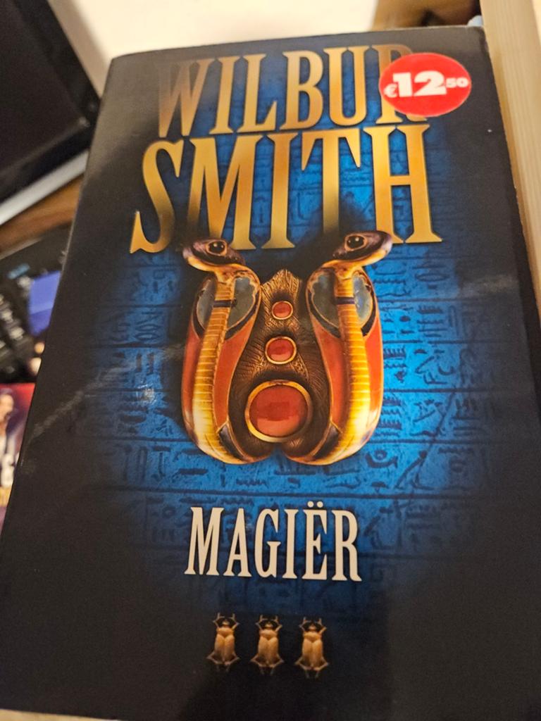 Wilbur Smith - Magier, Ophalen of Verzenden, Zo goed als nieuw, Wilbur Smith