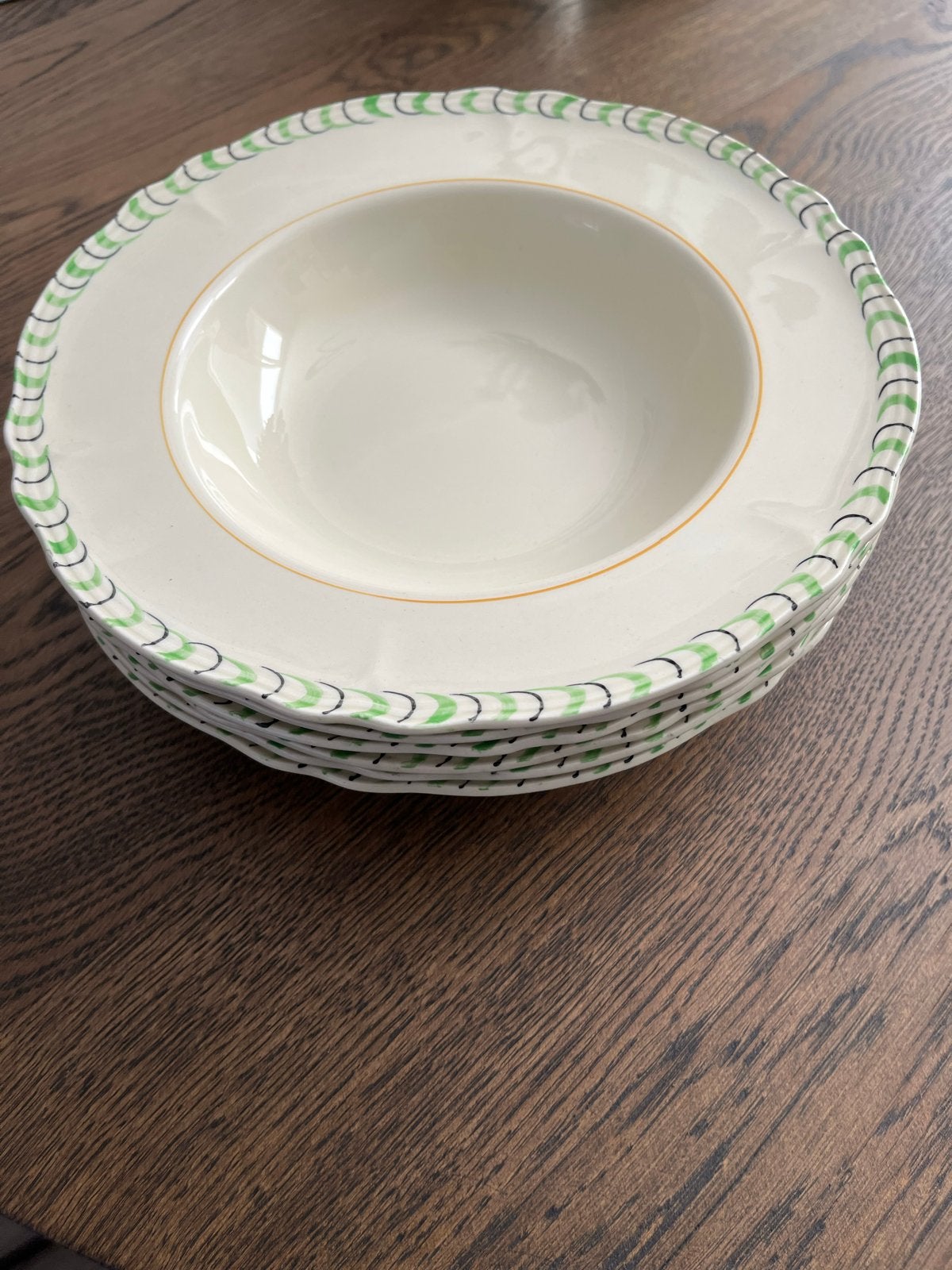 Set van 6 Grindley Cream Petal soepborden, Ophalen