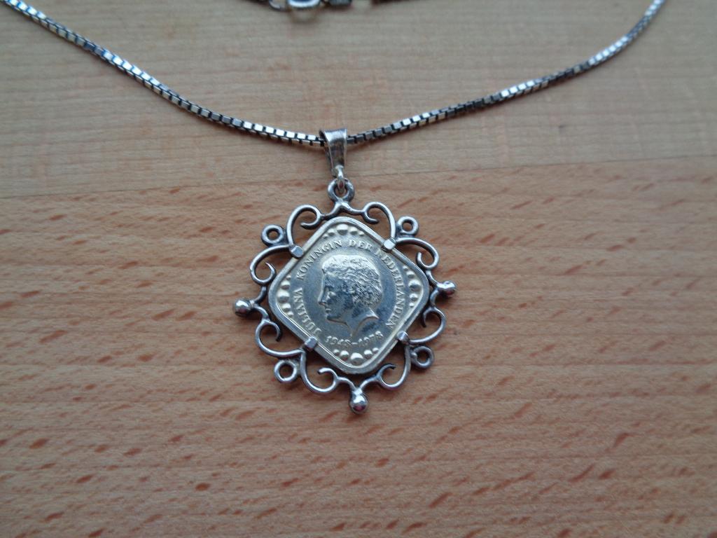 zilveren ketting met munt Koningin Juliana [764], Verzenden, Zo goed als nieuw, Zilver, Overige materialen